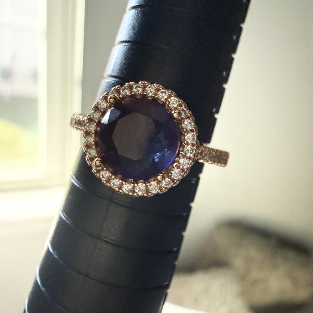 NEW! Pretty Bird Jewelry Gold Halo Ring with Pink Purple Center Stone size 8 - Picture 14 of 16